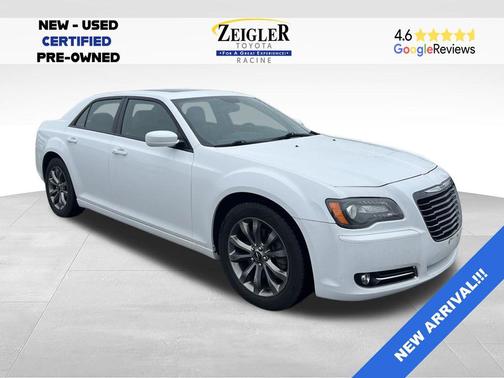 Bright White Clearcoat 2014 Chrysler 300 S