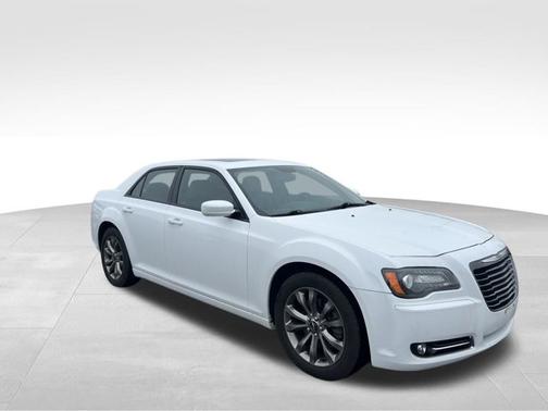 Bright White Clearcoat 2014 Chrysler 300 S
