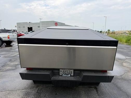 Ultra-Hard Stainless Steel 2025 Tesla Cybertruck All-Wheel Drive