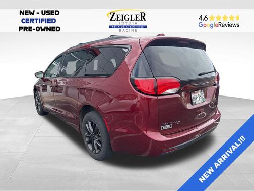Velvet Red Pearlcoat 2020 Chrysler Pacifica L