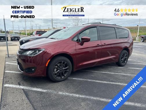 Velvet Red Pearlcoat 2020 Chrysler Pacifica L