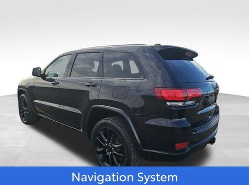 2022 Jeep Grand Cherokee Laredo