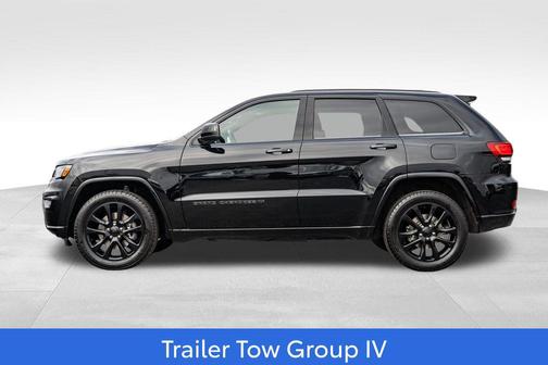 2022 Jeep Grand Cherokee Laredo