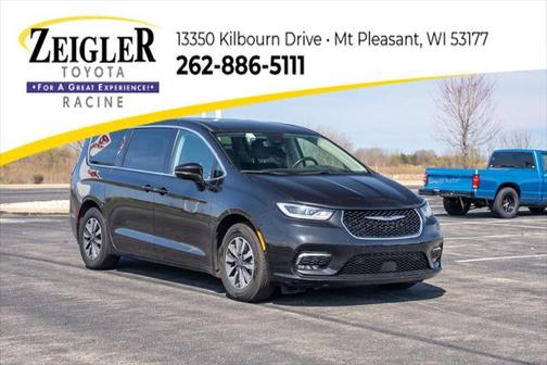 2022 Chrysler Pacifica Hybrid Touring L