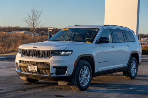 2022 Jeep Grand Cherokee L Laredo