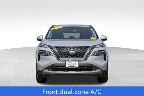 Brilliant Silver Metallic 2023 Nissan Rogue SV
