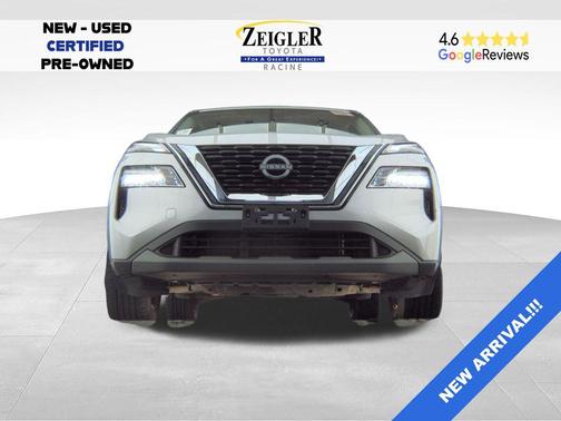 Brilliant Silver Metallic 2023 Nissan Rogue SV