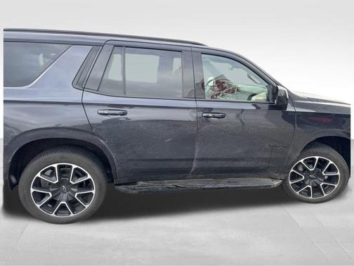 2023 Chevrolet Tahoe 4WD RST