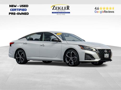 Pearl White Tricoat 2023 Nissan Altima SR FWD