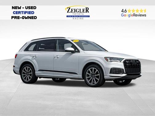 Glacier White Metallic 2023 Audi Q7 45 Premium Plus