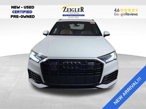 Glacier White Metallic 2023 Audi Q7 45 Premium Plus