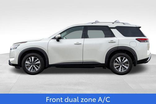2024 Nissan Pathfinder SL 4WD