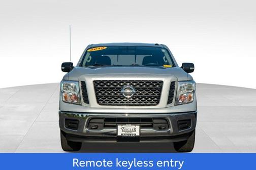 2019 Nissan Titan SV