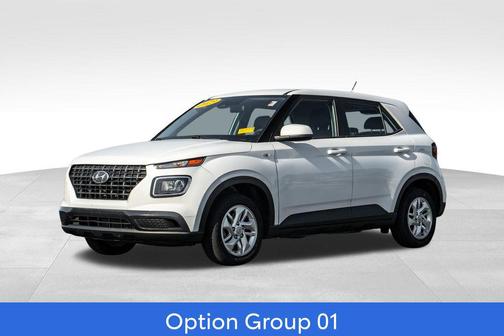 2023 Hyundai VENUE SE