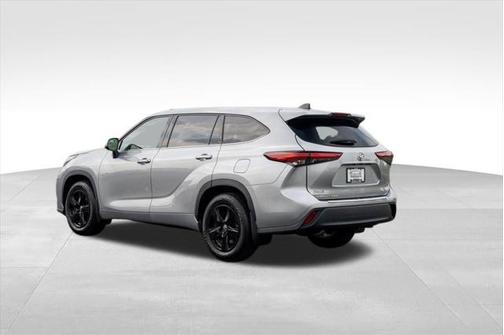2022 Toyota Highlander L