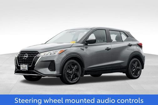 Gun Metallic 2024 Nissan Kicks S