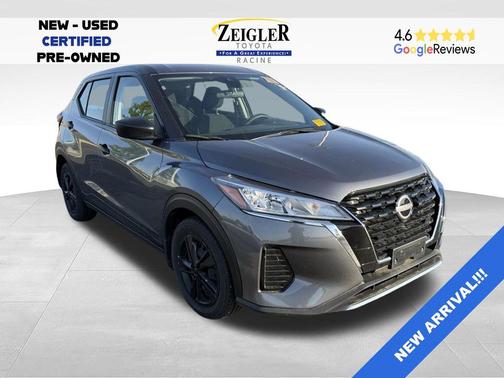 Gun Metallic 2024 Nissan Kicks S