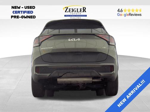 Jungle Green 2023 Kia Sportage X-Line