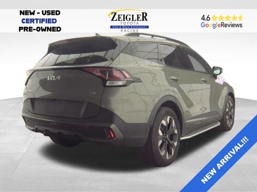 Jungle Green 2023 Kia Sportage X-Line