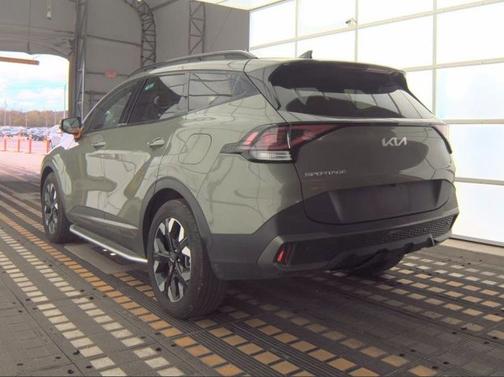Jungle Green 2023 Kia Sportage X-Line