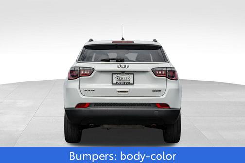 Bright White Clearcoat 2023 Jeep Compass Latitude Lux