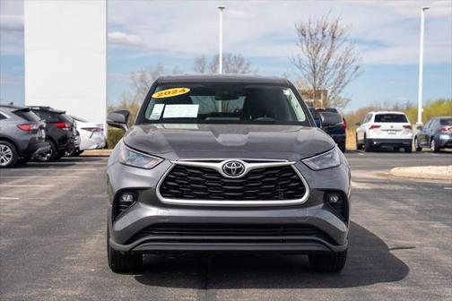 2024 Toyota Highlander LE