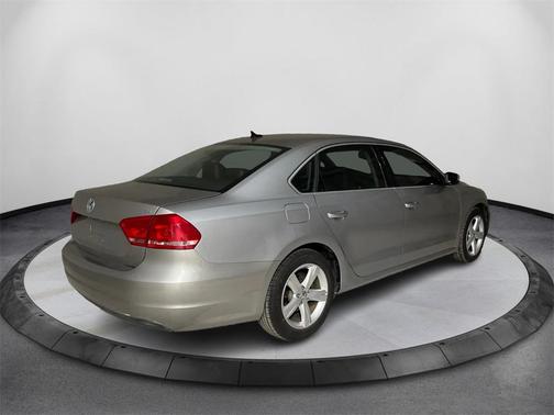 2014 Volkswagen Passat 2.5L SE