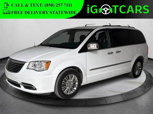 2015 Chrysler Town & Country Touring-L