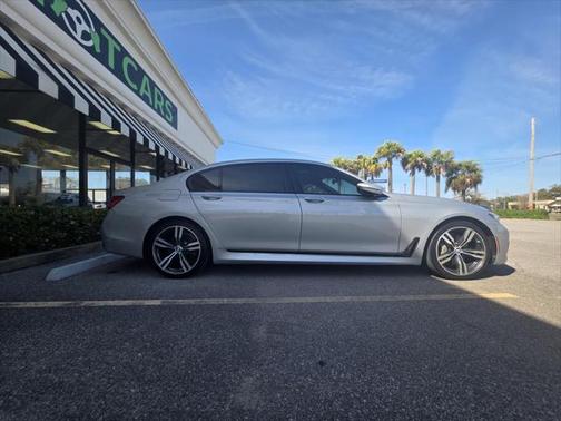 2017 BMW 750 I