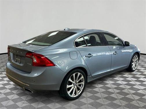 2017 Volvo S60 Inscription T5