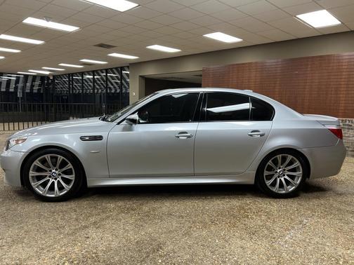 2006 BMW M5 Base