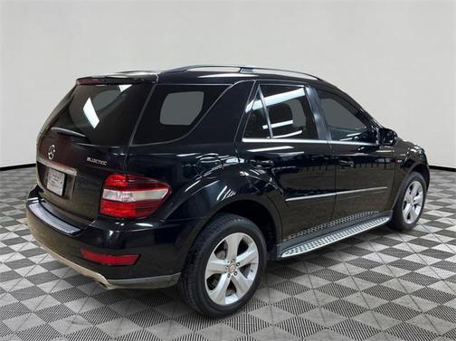 2010 Mercedes-Benz M-Class 4MATIC