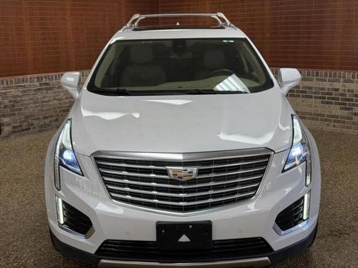 2017 Cadillac XT5 Platinum