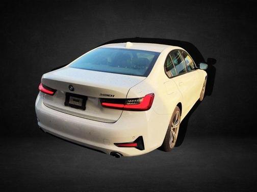 2022 BMW 330 330i