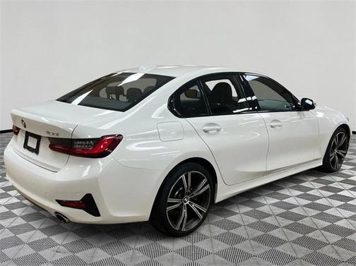 2022 BMW 330 330i