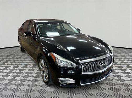 2015 INFINITI Q70L 3.7