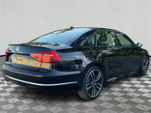 2018 Volkswagen Passat 2.0T S