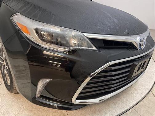 2016 Toyota Avalon Hybrid XLE Premium