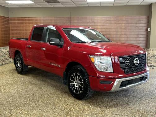 2020 Nissan Titan SV