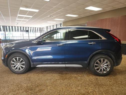 2021 Cadillac XT4 Premium Luxury