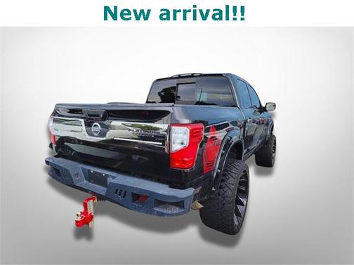 2017 Nissan Titan Platinum Reserve
