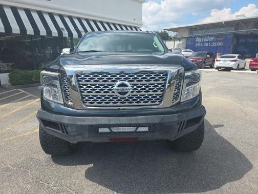 2017 Nissan Titan Platinum Reserve