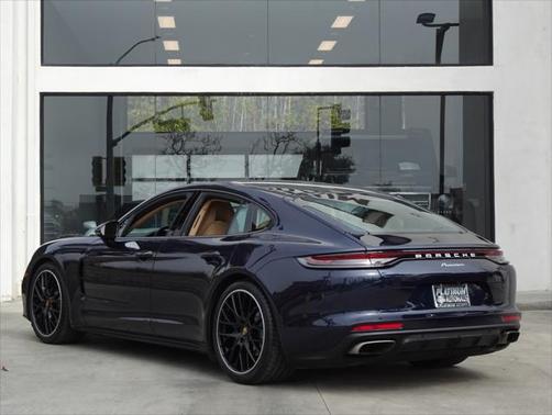 2021 Porsche Panamera 4