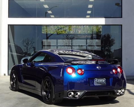 2014 Nissan GT-R Black Edition