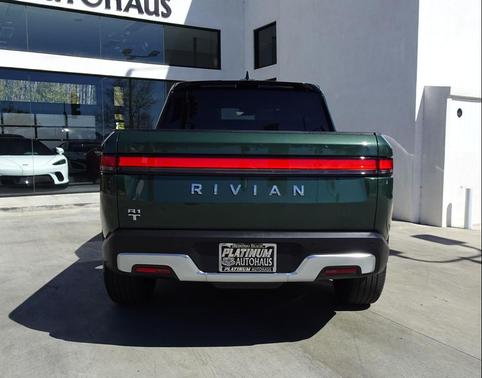 2023 Rivian R1T Adventure