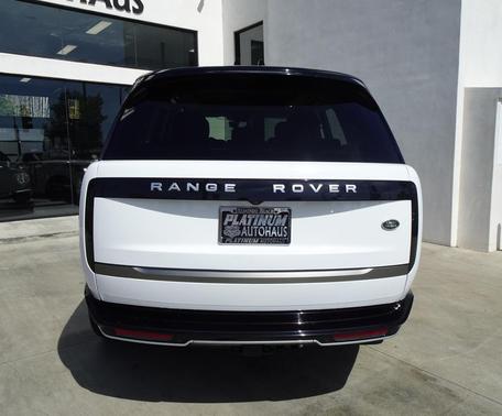 2023 Land Rover Range Rover P530 SE