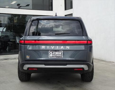 2023 Rivian R1S Adventure