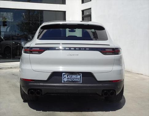2023 Porsche Cayenne Platinum Edition