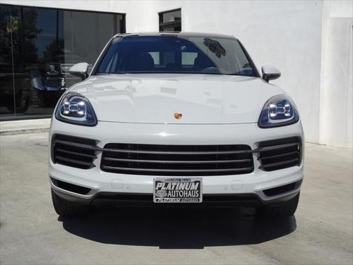 2023 Porsche Cayenne Platinum Edition