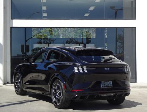 2021 Ford Mustang Mach-E GT